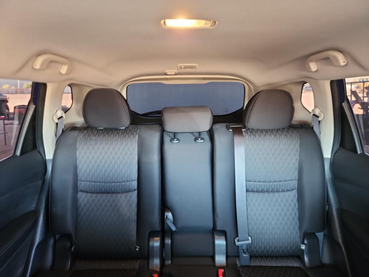 2017 NISSAN ROGUE