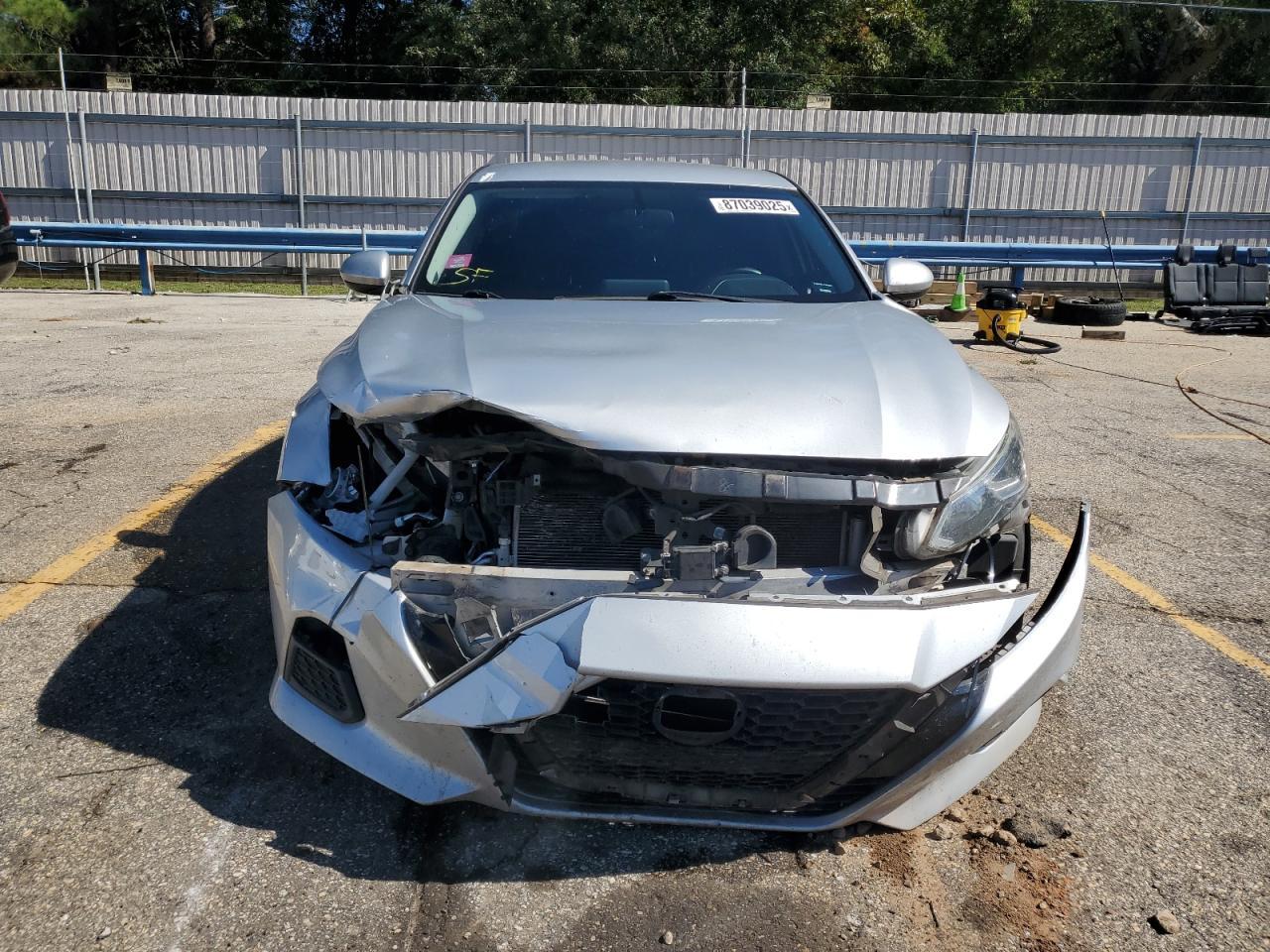 2019 NISSAN ALTIMA
