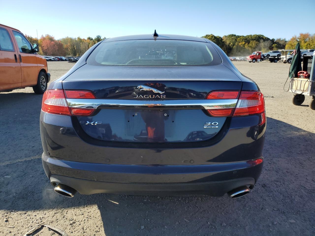 2015 JAGUAR XF
