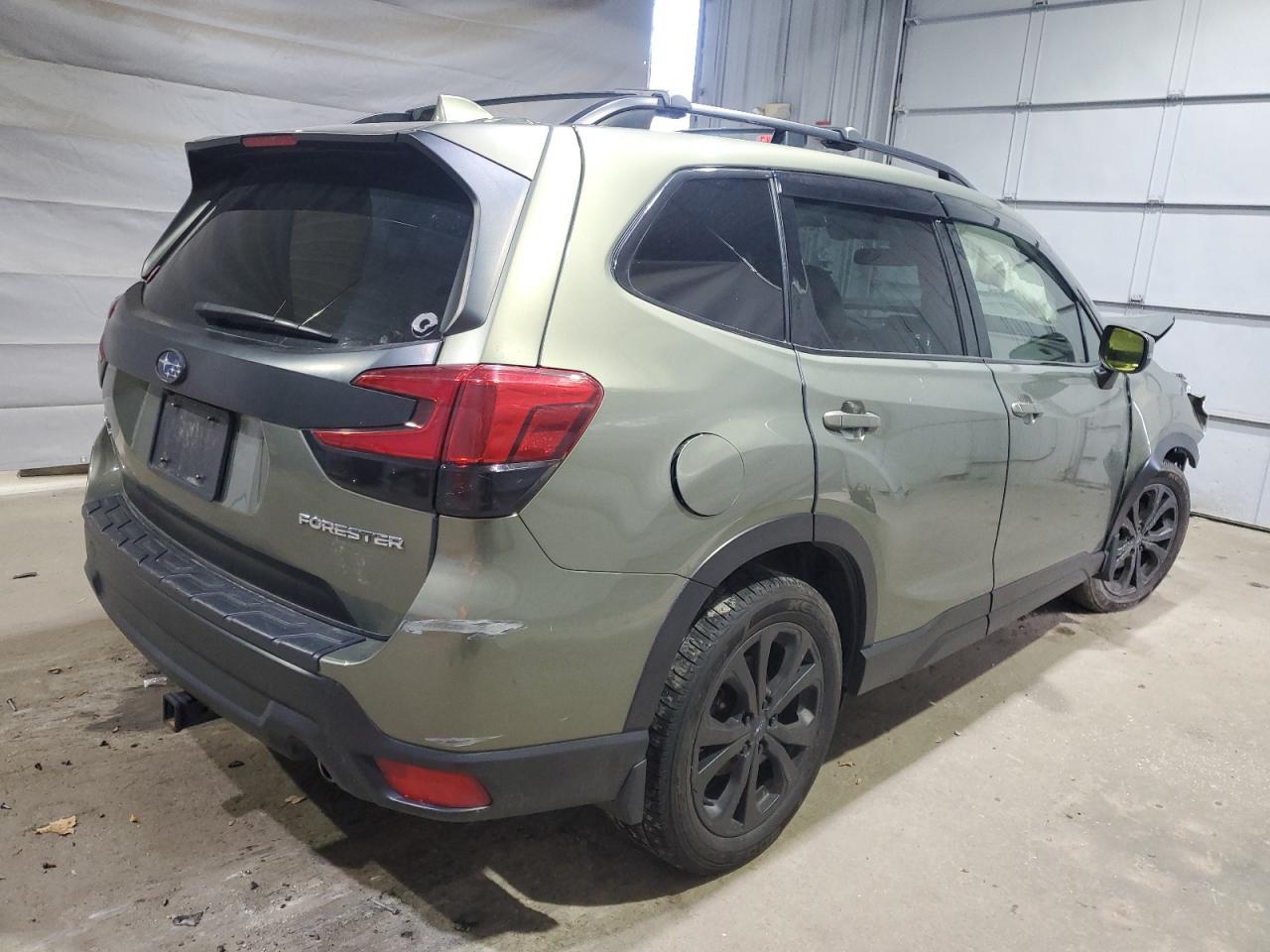 2021 SUBARU FORESTER
