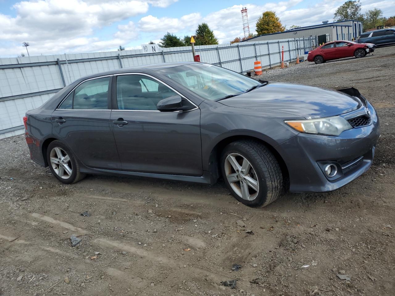 2013 TOYOTA CAMRY
