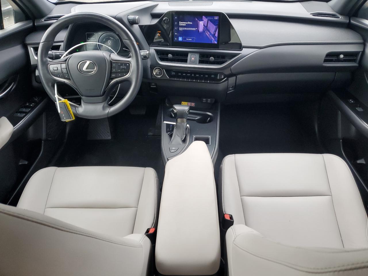 2023 LEXUS UX 250H