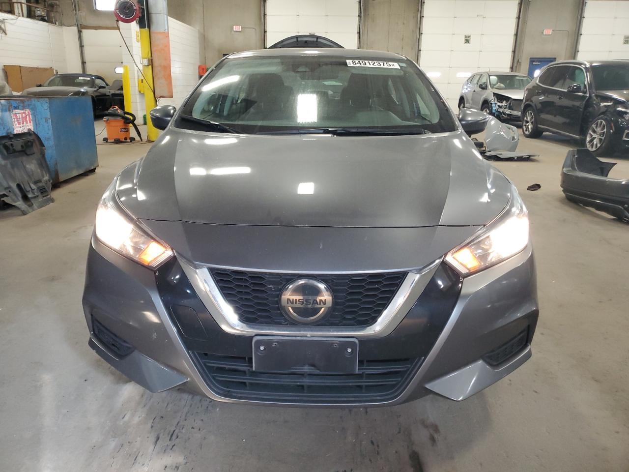 2021 NISSAN VERSA