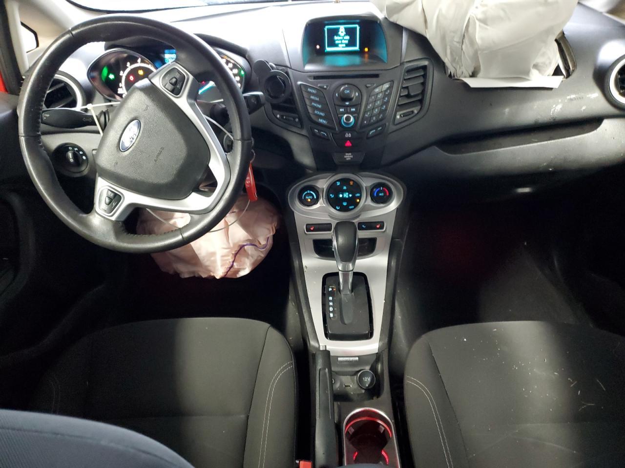 2014 FORD Fiesta
