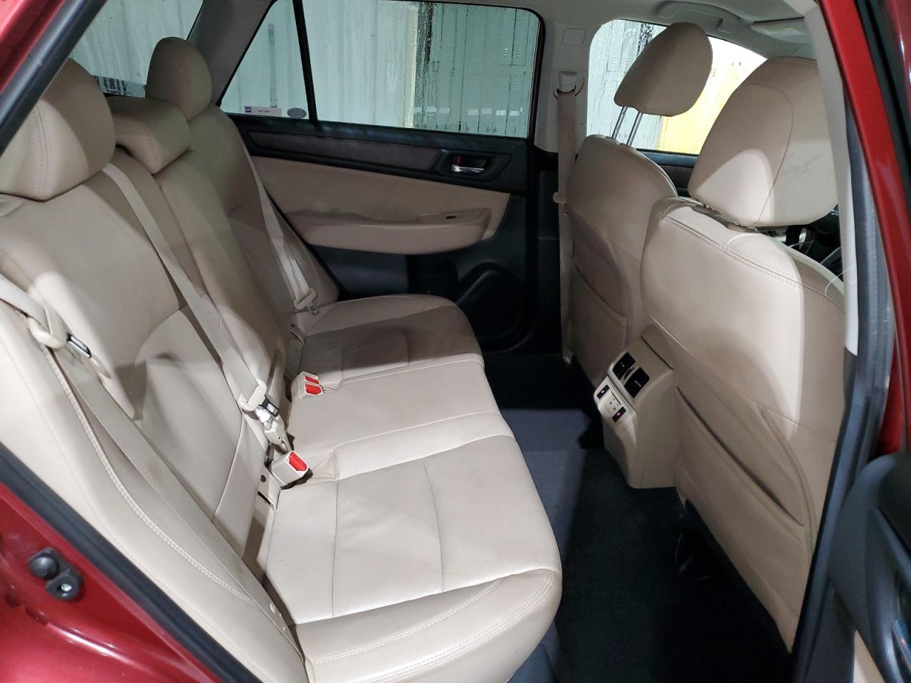 2018 SUBARU Outback