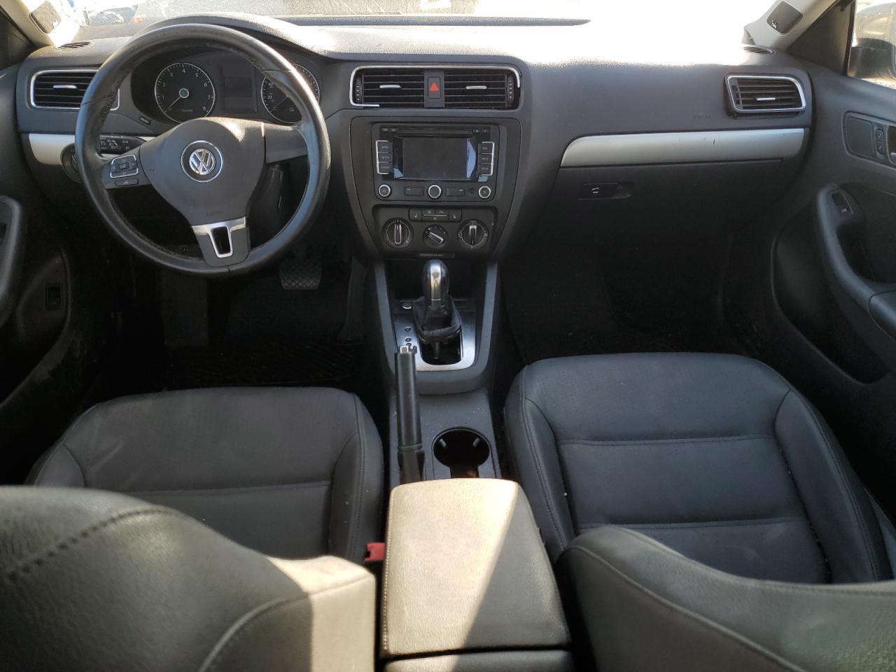 2012 VOLKSWAGEN JETTA