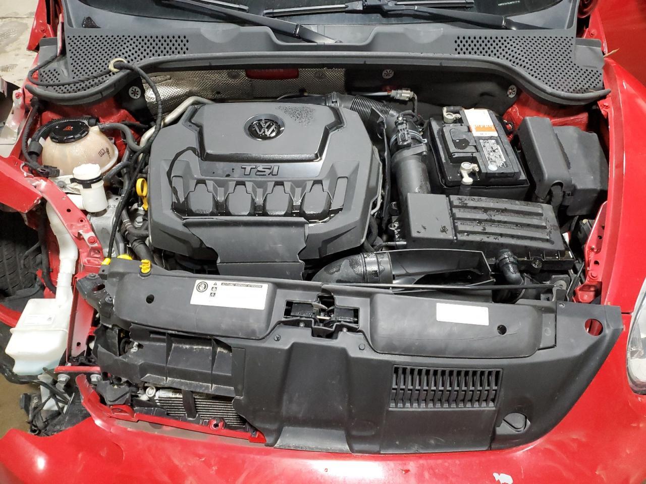 2018 VOLKSWAGEN Beetle