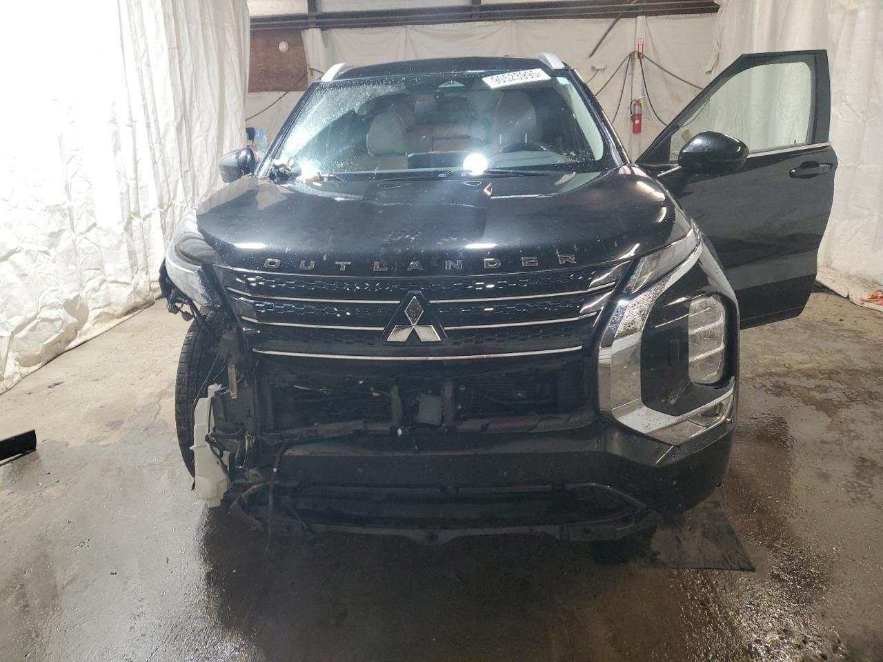 2022 MITSUBISHI outlander