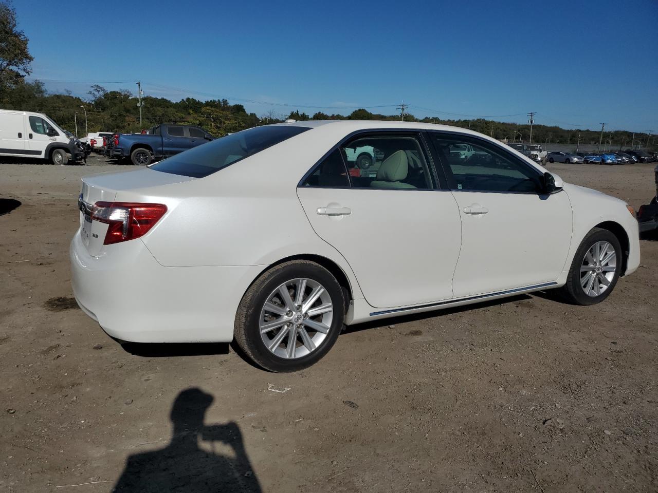 2014 TOYOTA CAMRY