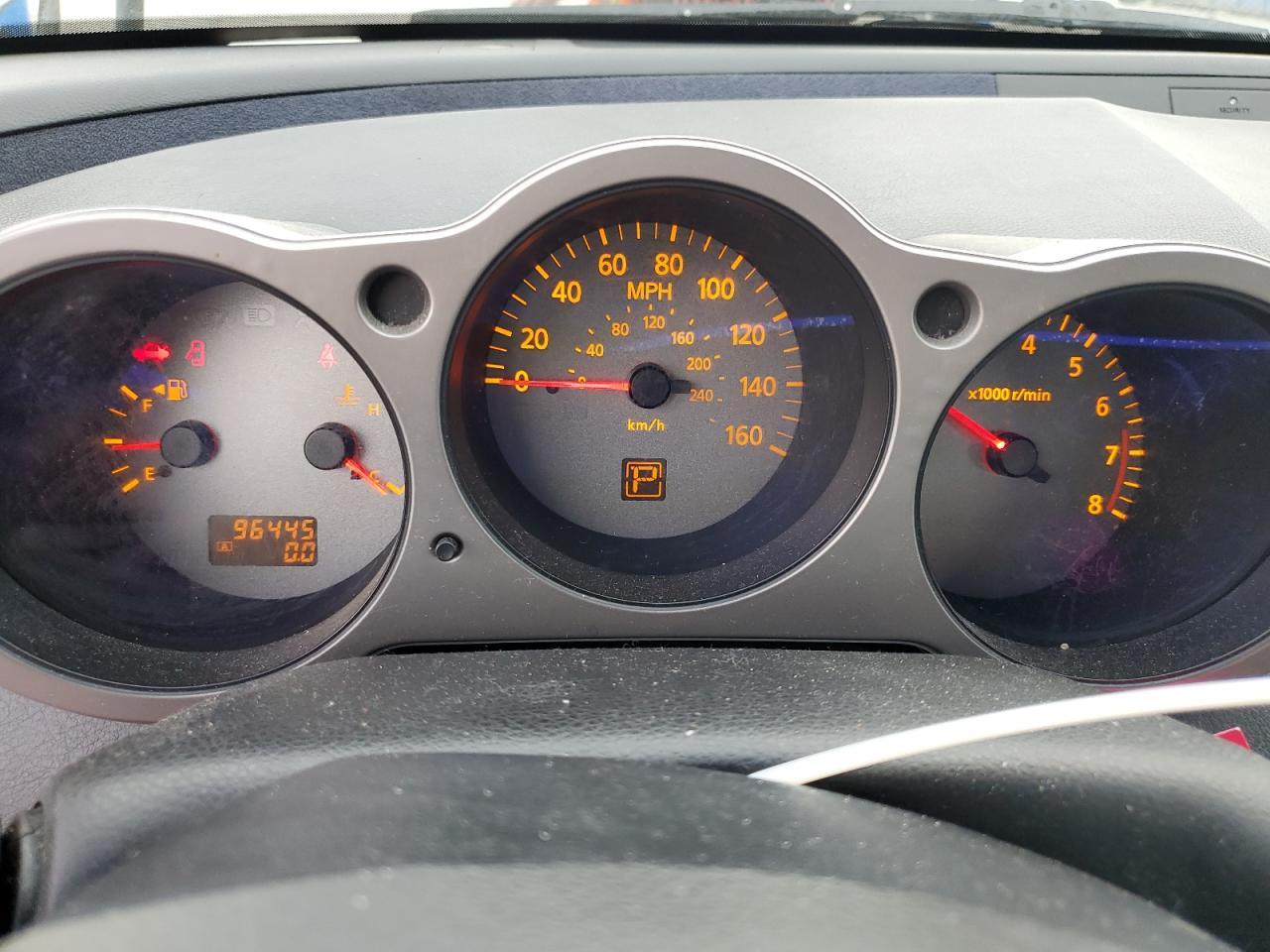 2004 NISSAN Maxima