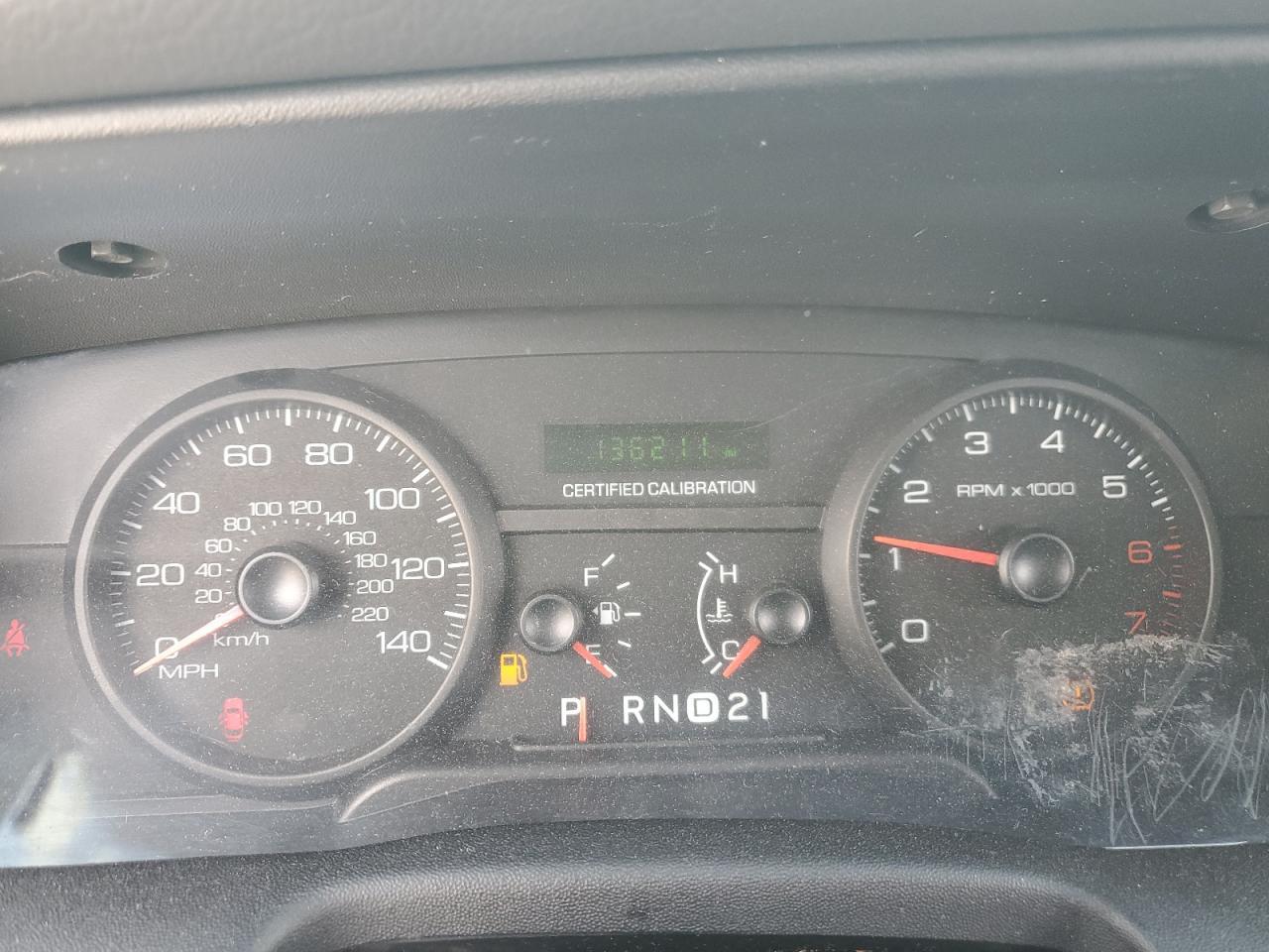 2008 FORD Crown Victoria