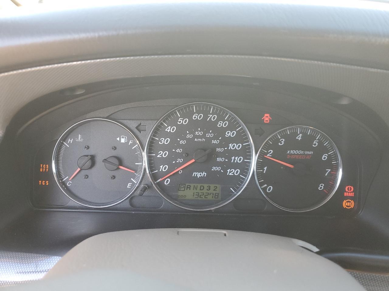 2005 MAZDA Mpv