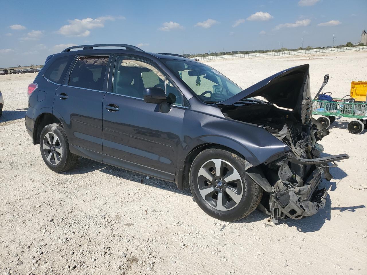 2017 SUBARU FORESTER