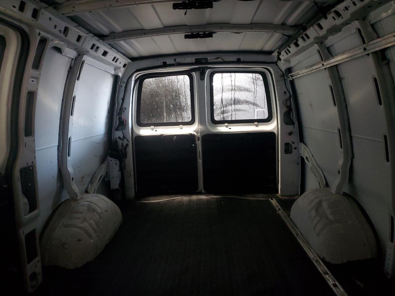 2016 CHEVROLET EXPRESS 2500