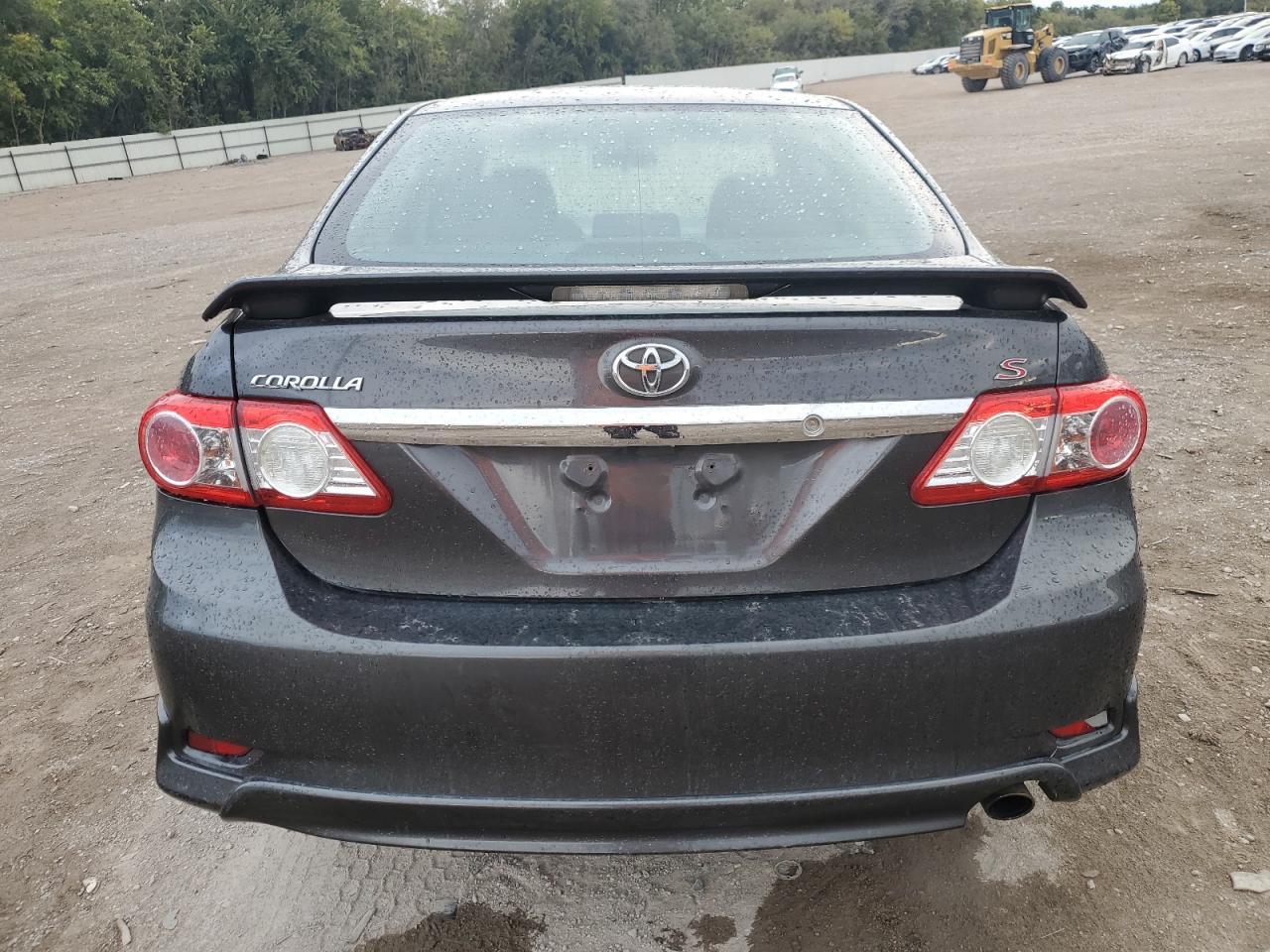 2011 TOYOTA COROLLA