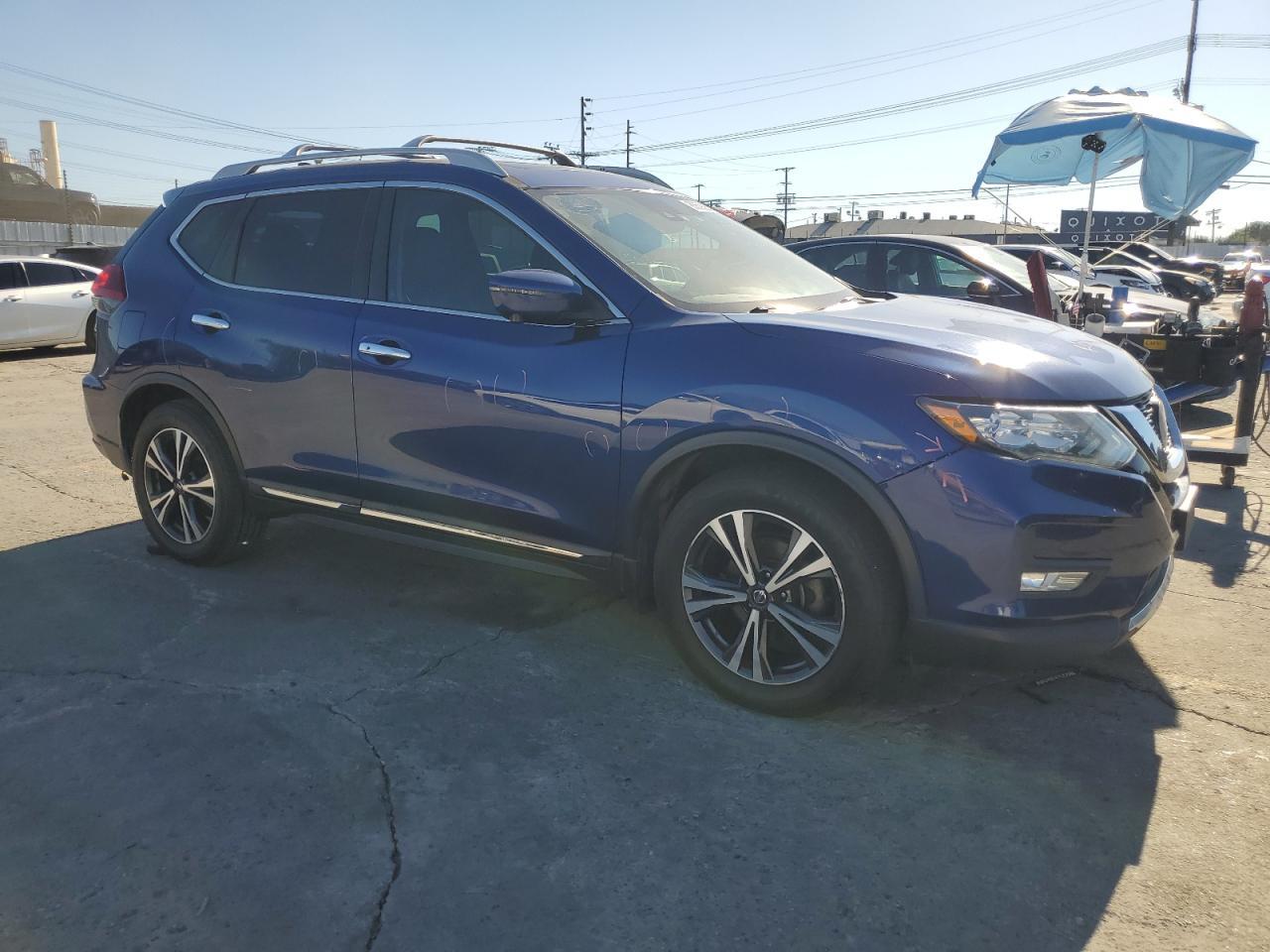 2018 NISSAN ROGUE