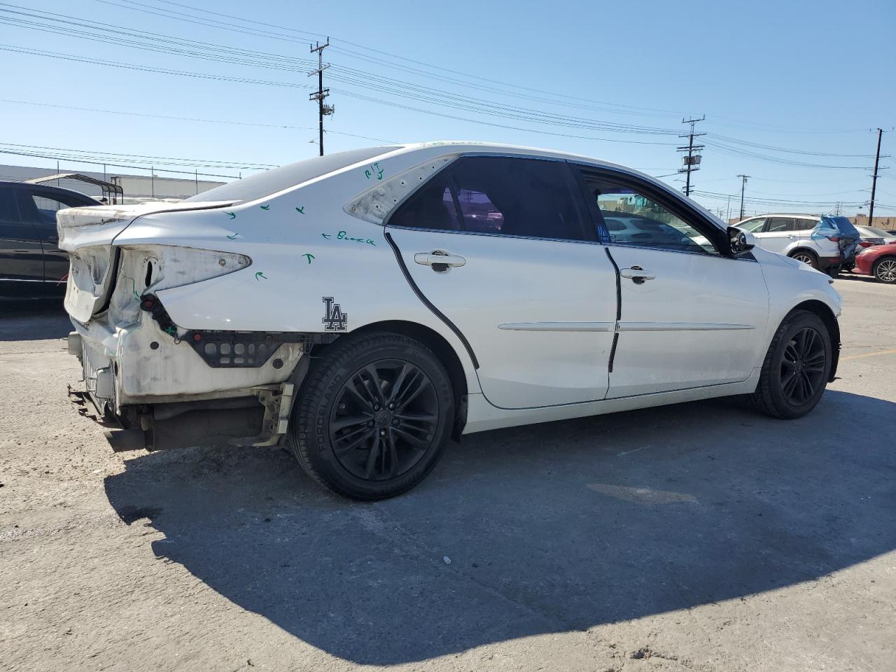 2015 TOYOTA CAMRY