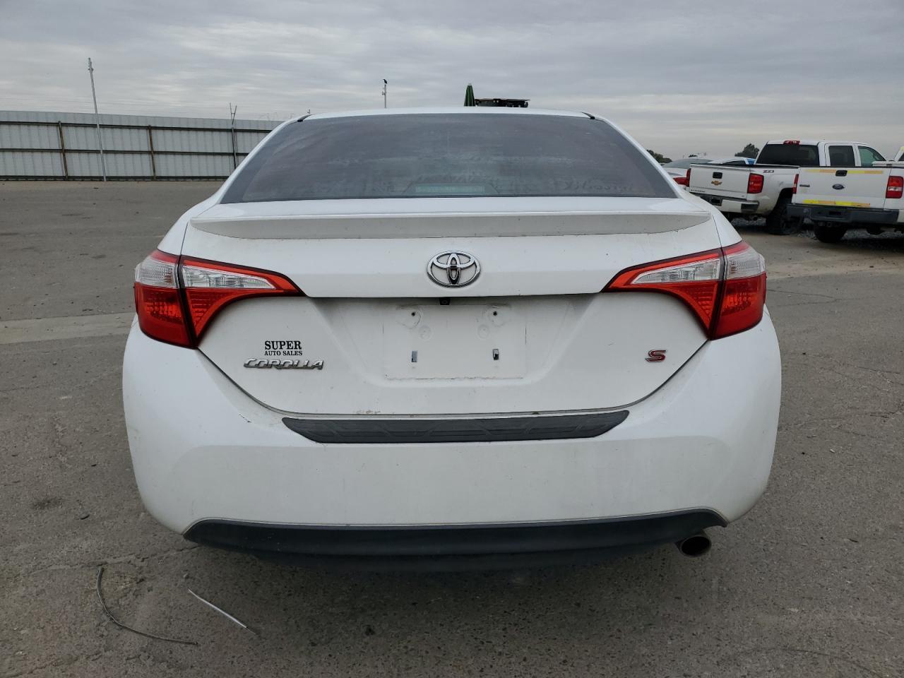 2015 TOYOTA COROLLA
