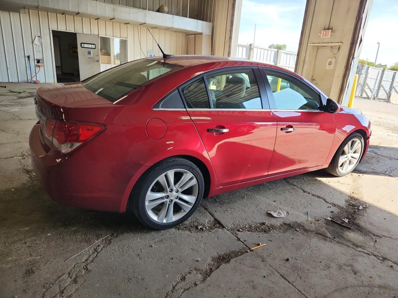 2011 CHEVROLET CRUZE
