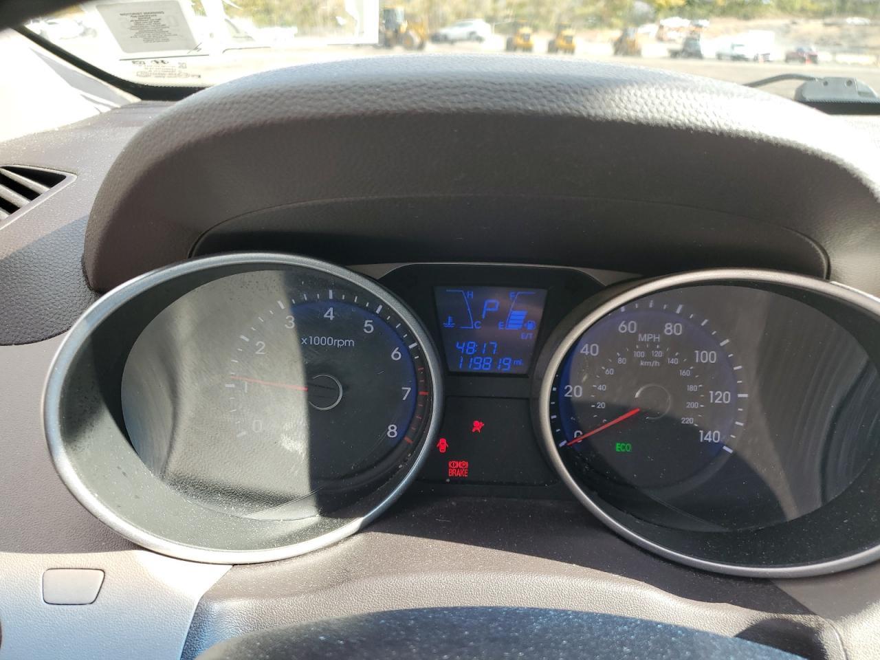 2015 HYUNDAI TUCSON
