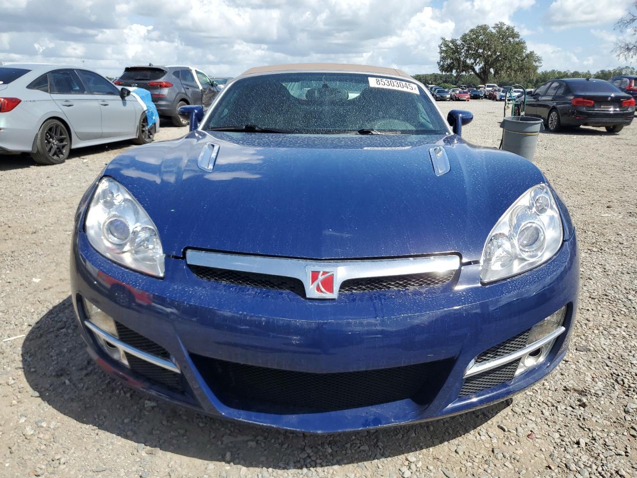 2009 SATURN Sky