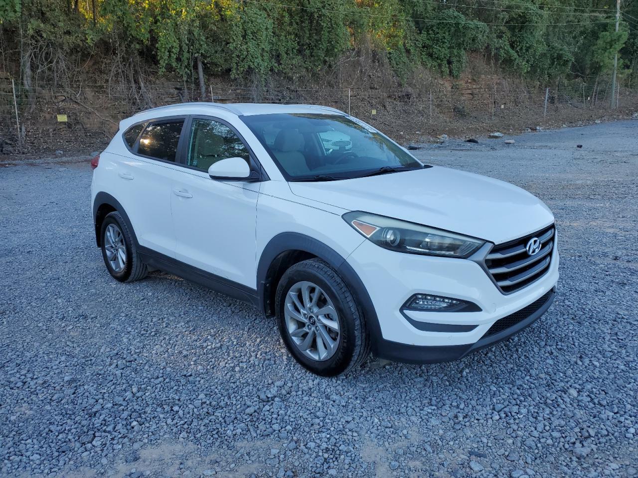 2016 HYUNDAI TUCSON
