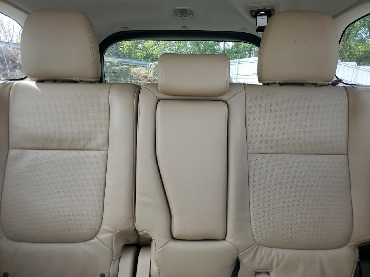 2016 MITSUBISHI outlander