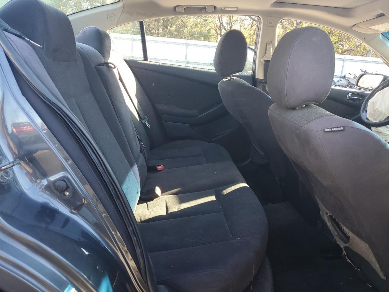 2010 NISSAN ALTIMA