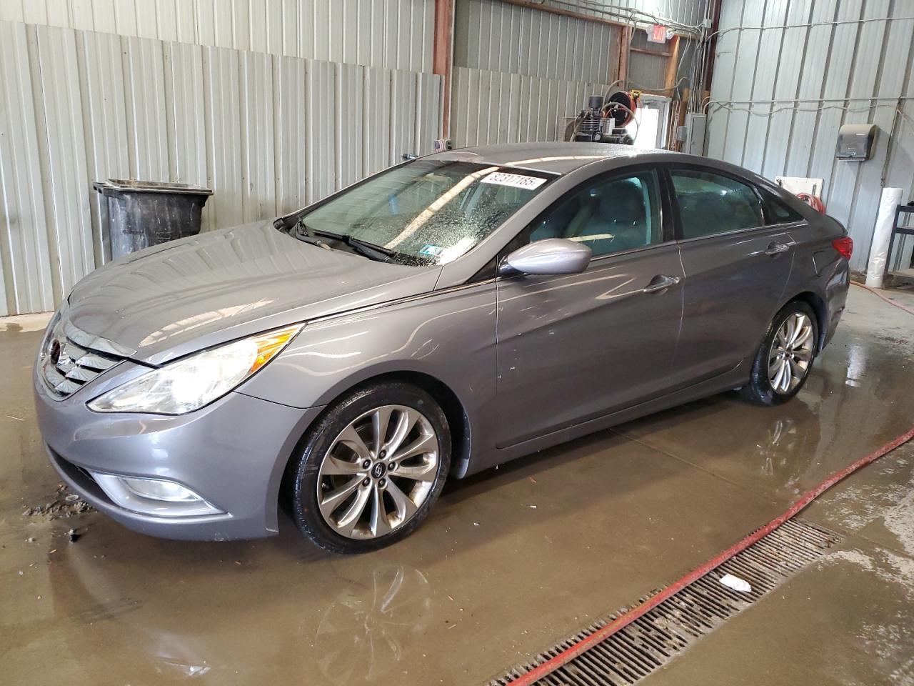 2011 HYUNDAI SONATA