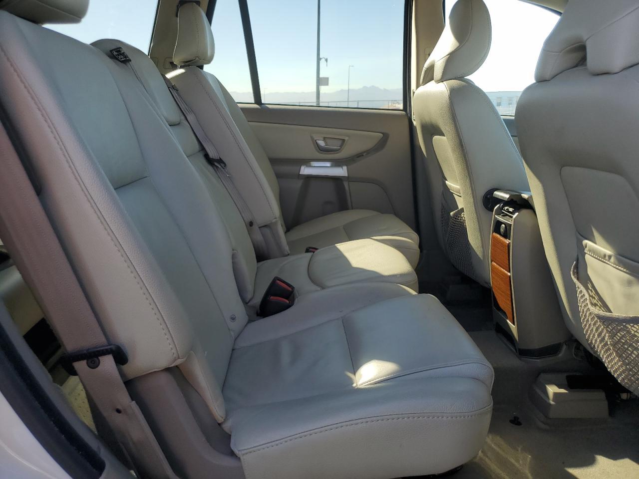 2006 VOLVO XC90