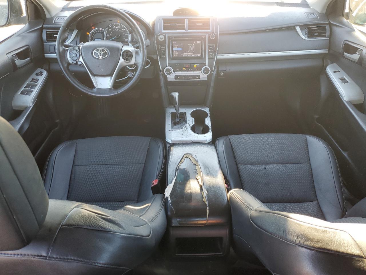 2014 TOYOTA CAMRY