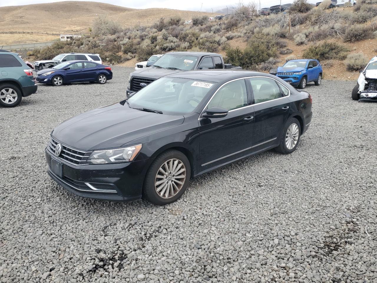 2016 VOLKSWAGEN Passat