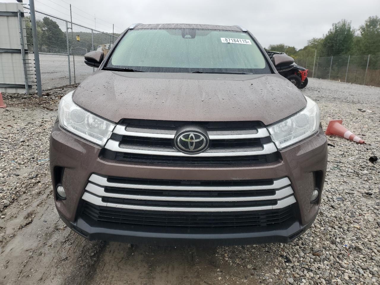2017 TOYOTA HIGHLANDER