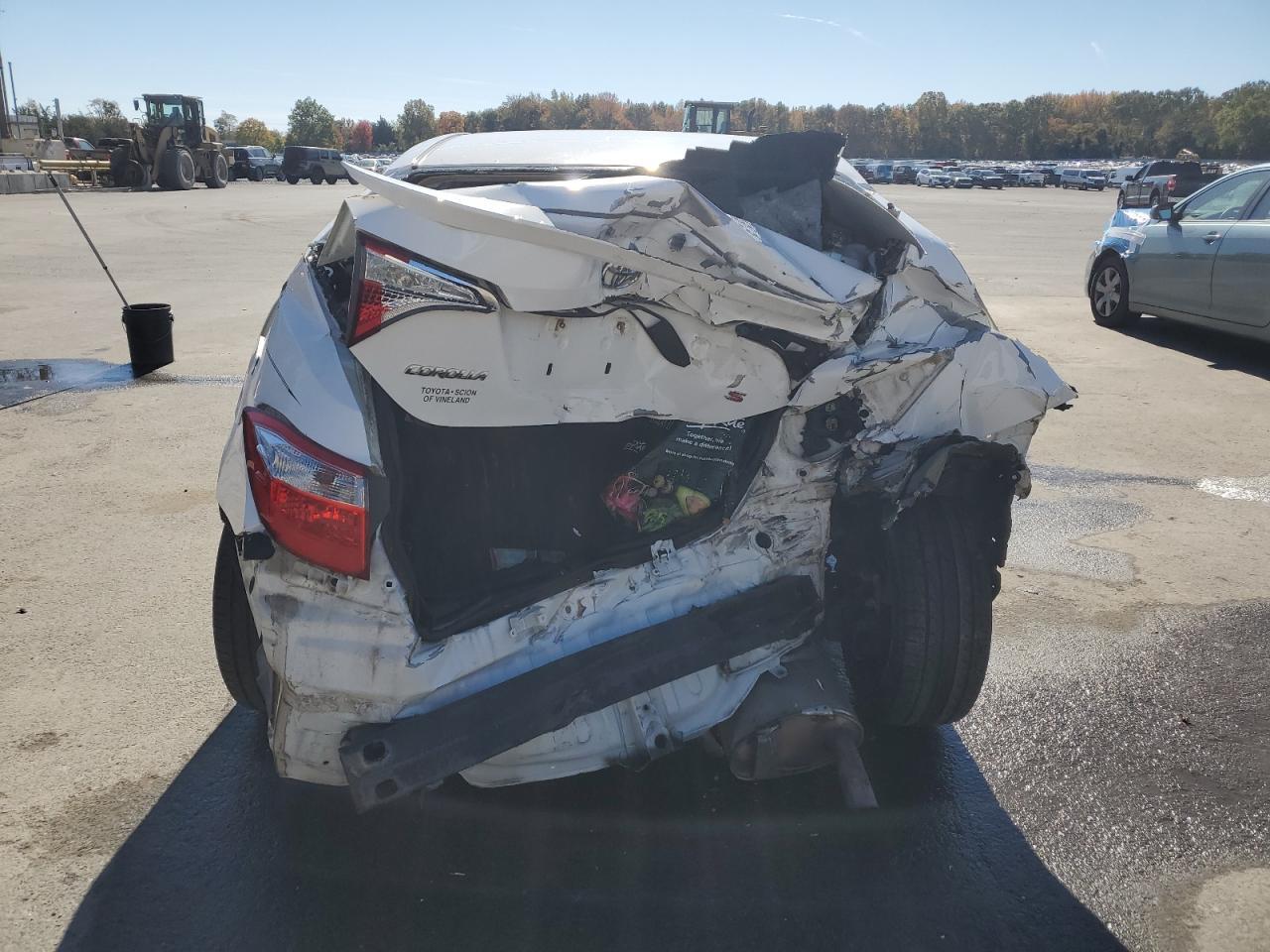 2015 TOYOTA COROLLA