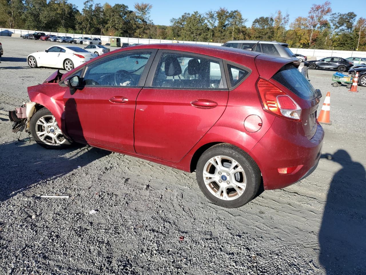 2016 FORD Fiesta
