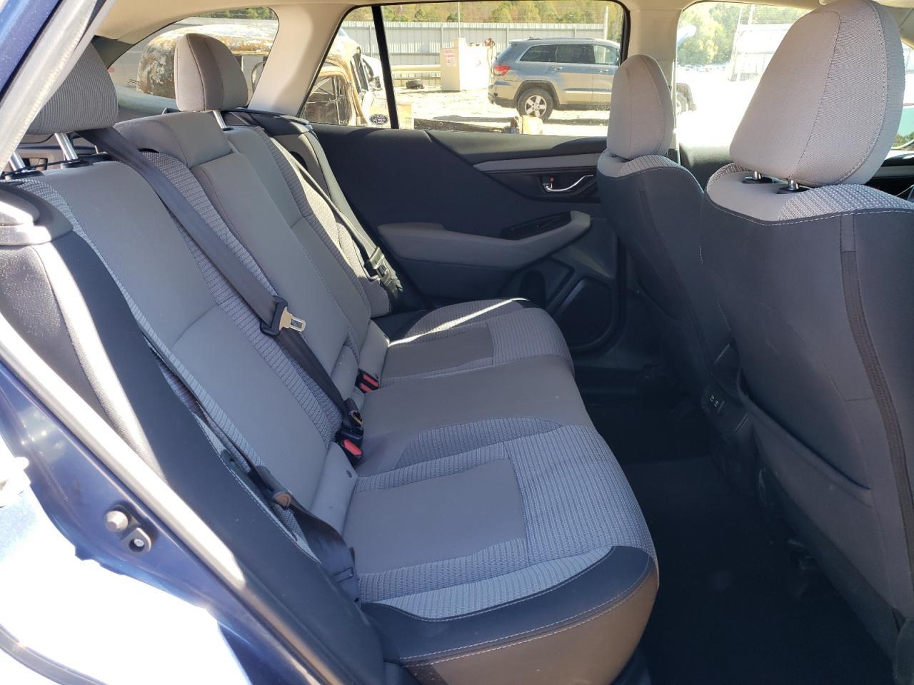2020 SUBARU Outback