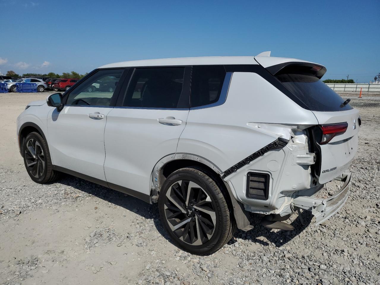 2022 MITSUBISHI outlander