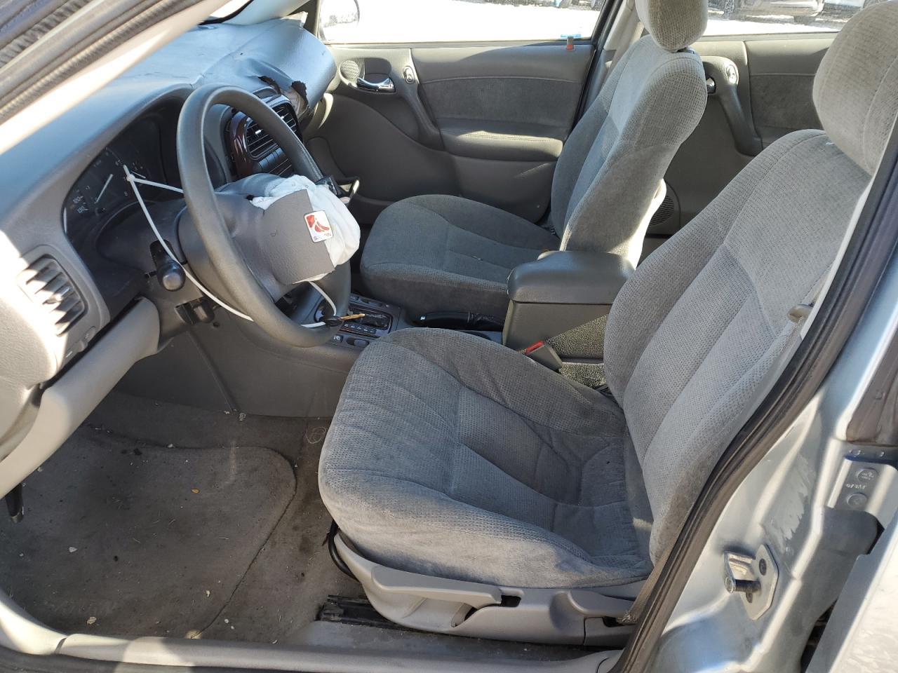 2002 SATURN L200