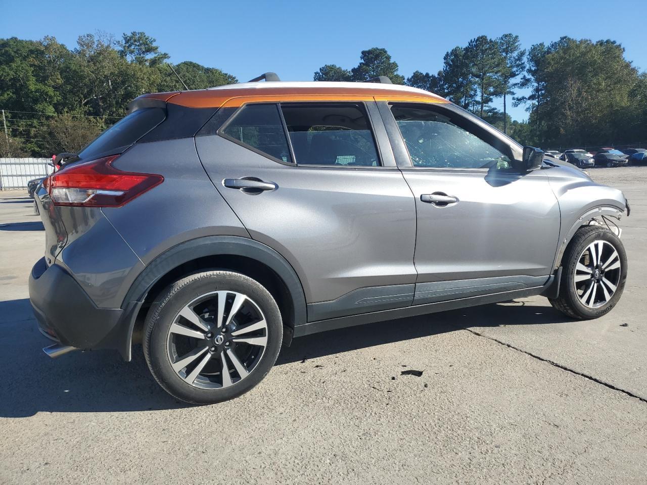 2019 NISSAN KICKS