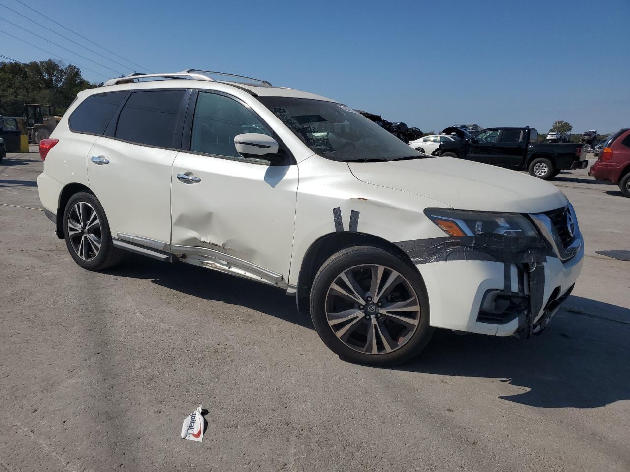 2017 NISSAN PATHFINDER