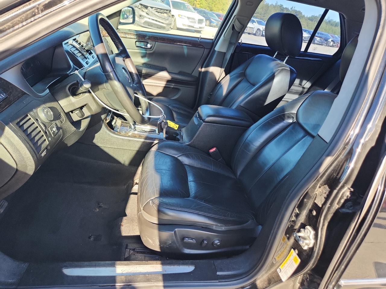 2010 CADILLAC DTS