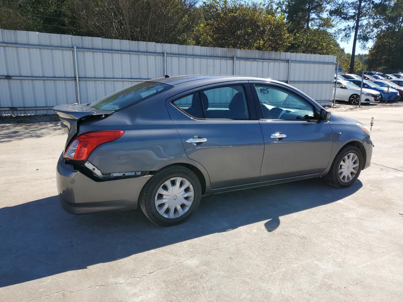 2019 NISSAN VERSA