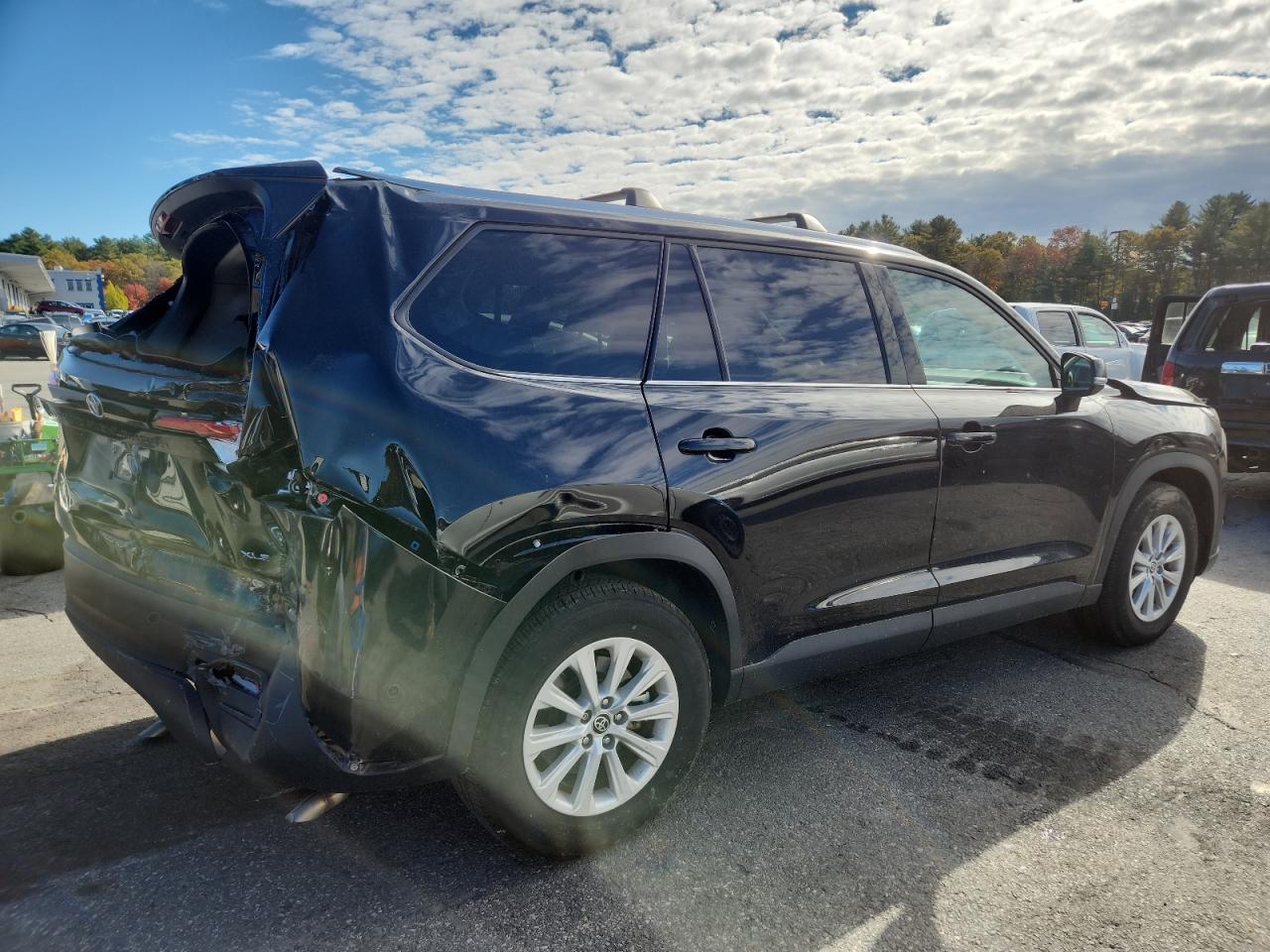 2024 TOYOTA HIGHLANDER