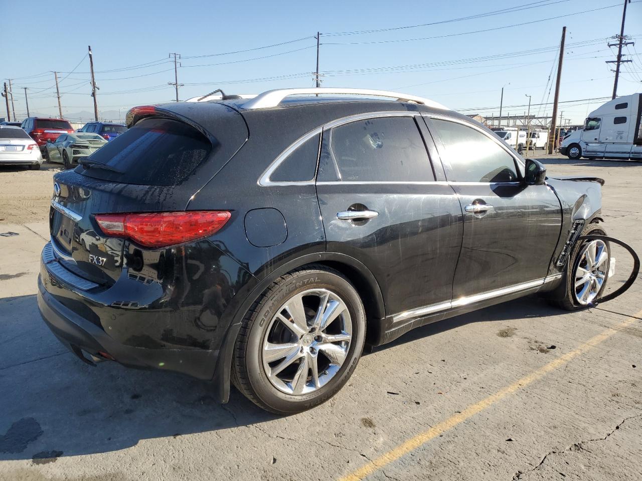 2013 INFINITI FX37