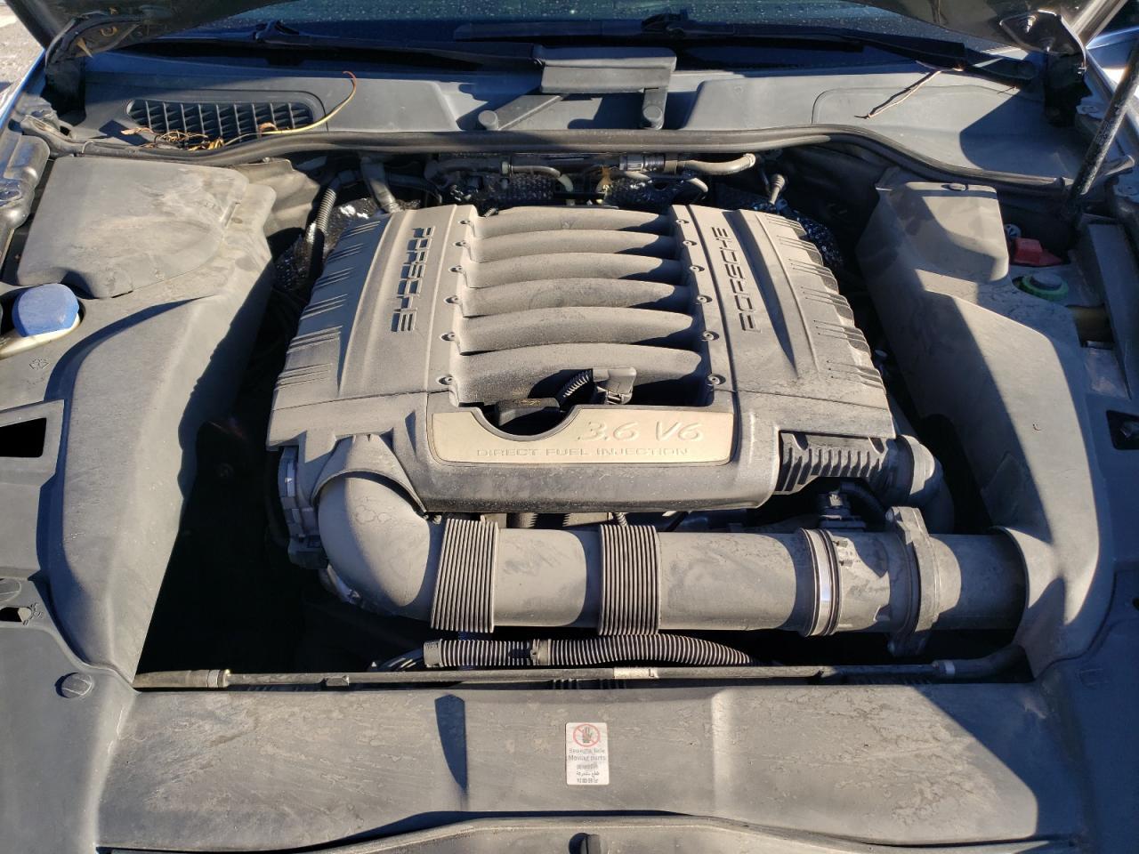 2014 PORSCHE CAYENNE