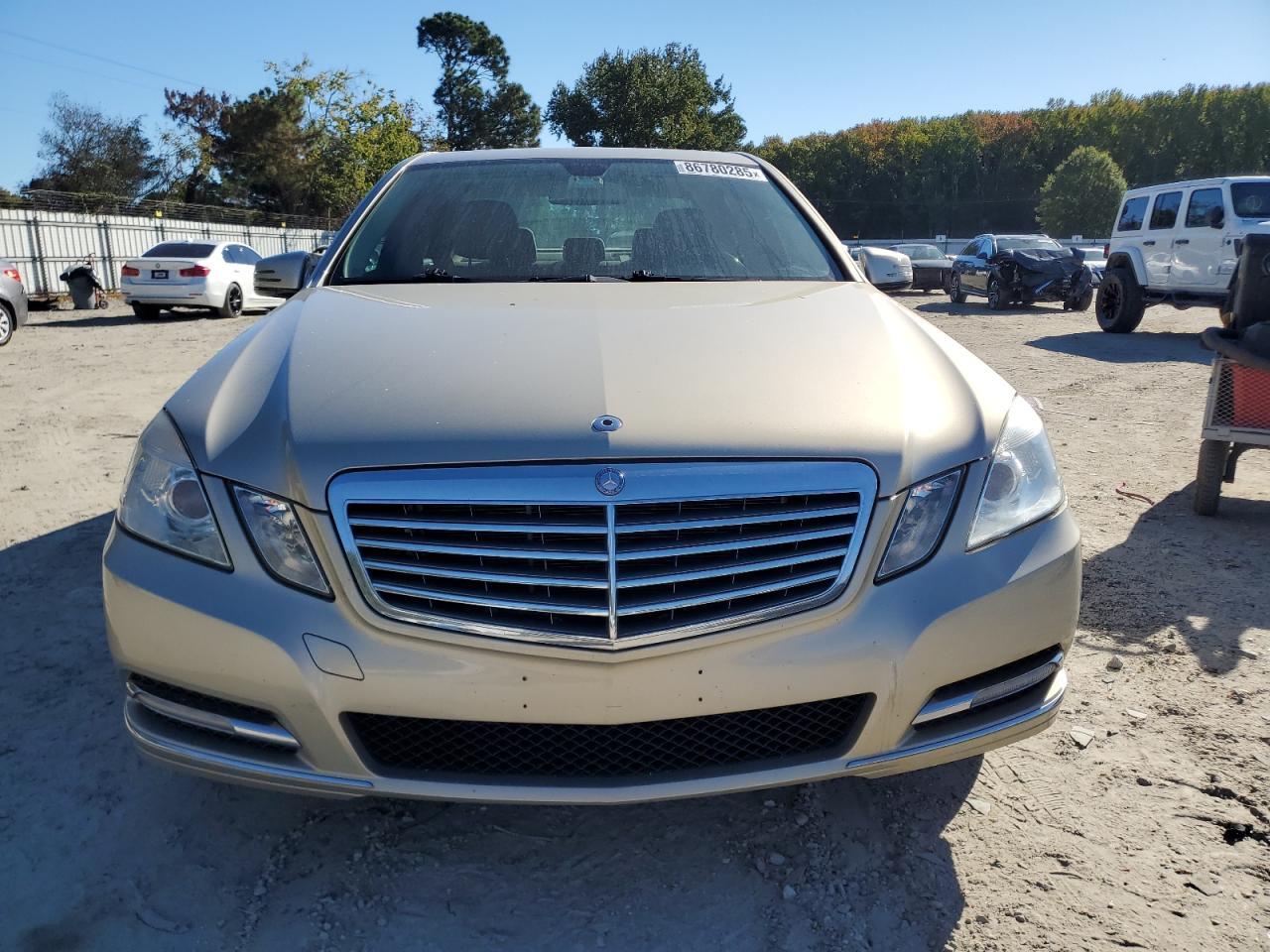 2012 MERCEDES-BENZ E-Class