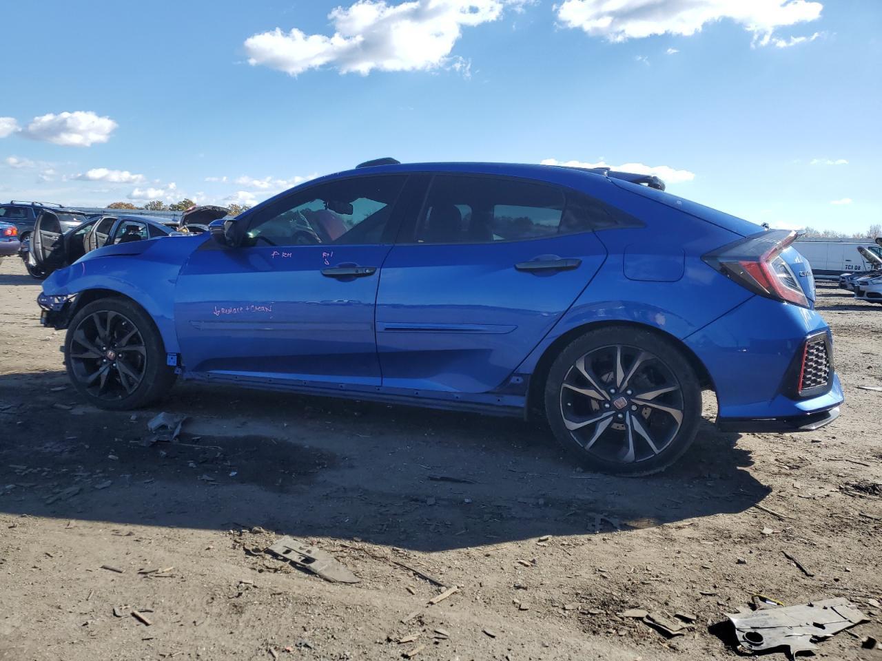 2018 HONDA CIVIC