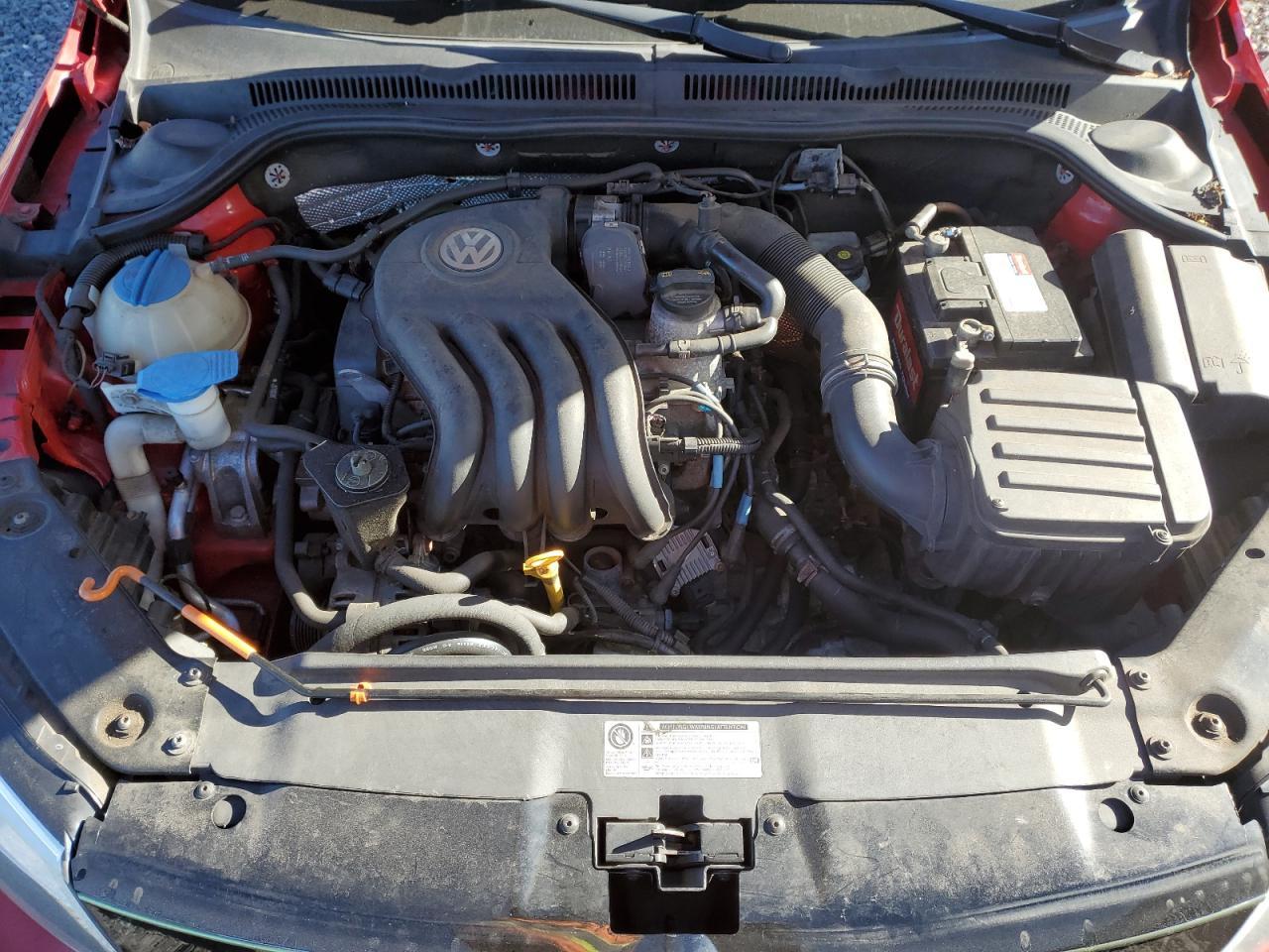 2013 VOLKSWAGEN JETTA