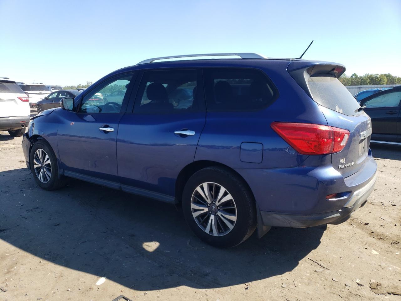 2017 NISSAN PATHFINDER