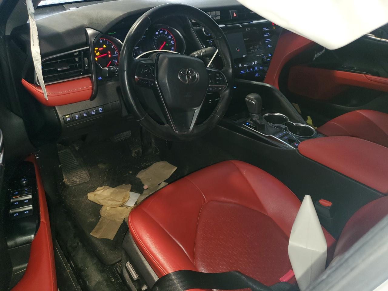 2019 TOYOTA CAMRY